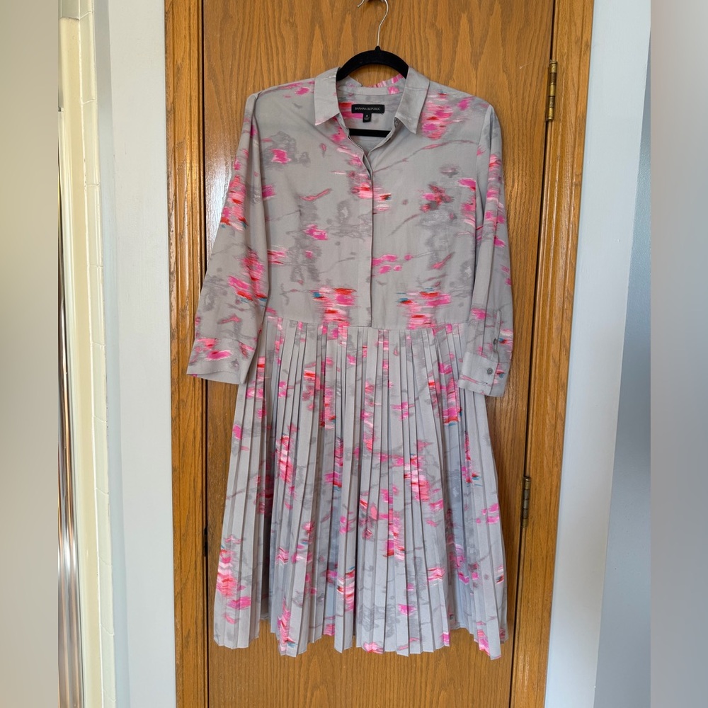 Banana Republic Women’s Pleated Shirt Dress, Size 8